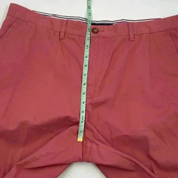 Tommy Hilfiger Men's 40W Pink Salmon Flat Front shorts 100% Cotton - Picture 4 of 9
